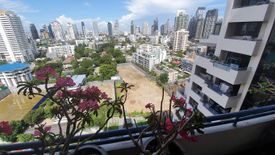 1 Bedroom Condo for rent in Acadamia Grand Tower, Khlong Tan Nuea, Bangkok near BTS Phrom Phong