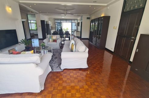 3 Bedroom Condo for rent in Khlong Toei Nuea, Bangkok near MRT Sukhumvit