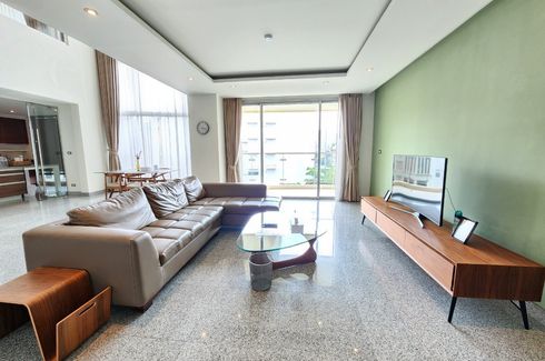 2 Bedroom Condo for rent in Khlong Tan Nuea, Bangkok