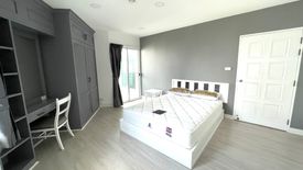 3 Bedroom Condo for rent in Fifty Fifth Tower, Khlong Tan Nuea, Bangkok near BTS Thong Lo