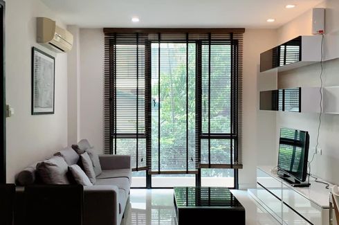 1 Bedroom Condo for rent in O2 Hip, Lumpini, Bangkok near BTS Ploen Chit