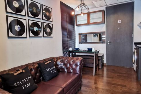 1 Bedroom Condo for rent in The Lumpini 24, Khlong Tan, Bangkok near BTS Phrom Phong