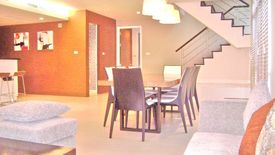 3 Bedroom Condo for rent in Khlong Tan Nuea, Bangkok