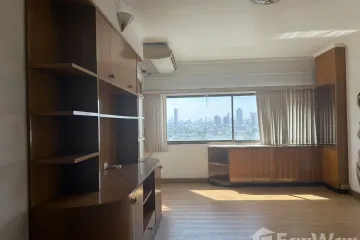 1 Bedroom Condo for sale in Ban Onnut Condo, Suan Luang, Bangkok