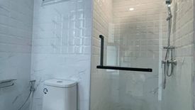 2 Bedroom Condo for rent in Sathorn House, Silom, Bangkok near BTS Surasak