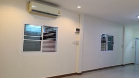 2 Bedroom Townhouse for rent in Din Daeng, Bangkok near MRT Phra Ram 9