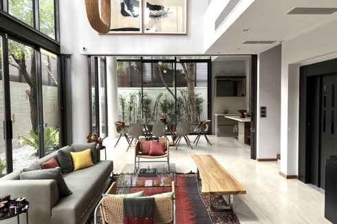 5 Bedroom House for sale in VILLAZZO 10, Khlong Tan Nuea, Bangkok