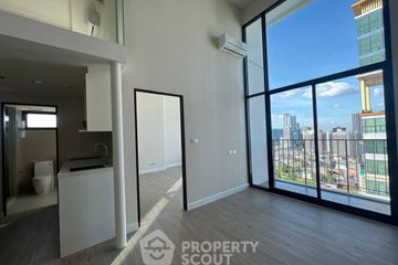 1 Bedroom Condo for sale in Bang Na, Bangkok near BTS Udom Suk