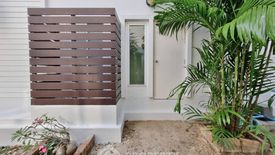 3 Bedroom House for sale in Dokmai, Bangkok