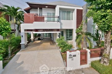 3 Bedroom House for sale in Dokmai, Bangkok
