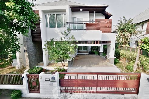 3 Bedroom House for sale in Dokmai, Bangkok