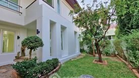 3 Bedroom House for sale in Dokmai, Bangkok