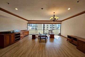 4 Bedroom Condo for rent in Khlong Tan Nuea, Bangkok