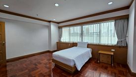 4 Bedroom Condo for rent in Khlong Tan Nuea, Bangkok