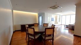 3 Bedroom Condo for rent in Newton Tower, Khlong Toei, Bangkok near BTS Nana
