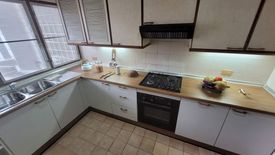 2 Bedroom Condo for rent in Khlong Toei Nuea, Bangkok near MRT Phetchaburi