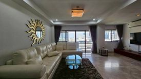 3 Bedroom Condo for rent in Ruamjai Heights, Khlong Toei Nuea, Bangkok near MRT Sukhumvit