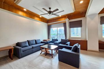 2 Bedroom Condo for rent in Khlong Toei Nuea, Bangkok near Airport Rail Link Makkasan