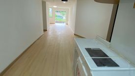 2 Bedroom Condo for rent in Khlong Tan Nuea, Bangkok