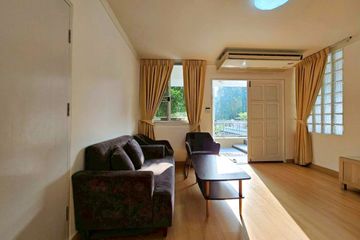 2 Bedroom Condo for rent in Khlong Tan Nuea, Bangkok