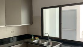 3 Bedroom Condo for rent in Regent on the Park 1, Khlong Tan, Bangkok near BTS Phrom Phong