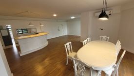 3 Bedroom Condo for rent in Khlong Tan Nuea, Bangkok near BTS Thong Lo