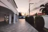 9 Bedroom House for sale in Nong Prue, Chonburi