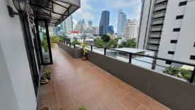 2 Bedroom Condo for rent in Khlong Tan Nuea, Bangkok near MRT Sukhumvit