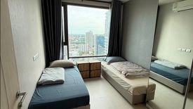 2 Bedroom Condo for rent in Rhythm Sukhumvit 42, Phra Khanong, Bangkok near BTS Ekkamai