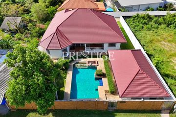 6 Bedroom House for sale in Nong Pla Lai, Chonburi
