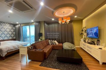 2 Bedroom Condo for sale in Sathorn House, Silom, Bangkok near BTS Surasak