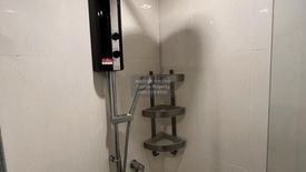 1 Bedroom Condo for sale in Sam Sen Nai, Bangkok