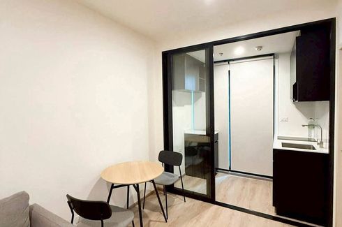 1 Bedroom Condo for rent in NUE District R9, Huai Khwang, Bangkok near MRT Phra Ram 9