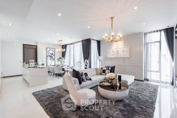 3 Bedroom Condo for sale in Khlong Toei Nuea, Bangkok near BTS Nana