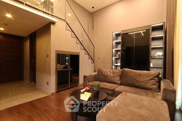 1 Bedroom Condo for sale in C Ekkamai, Khlong Tan Nuea, Bangkok near BTS Ekkamai