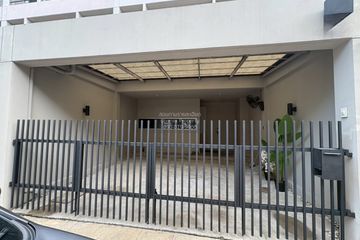 3 Bedroom Townhouse for rent in Noble Cube, Suan Luang, Bangkok near Airport Rail Link Ramkhamhaeng