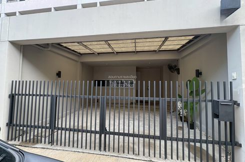 3 Bedroom Townhouse for rent in Noble Cube, Suan Luang, Bangkok near Airport Rail Link Ramkhamhaeng