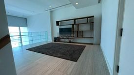 2 Bedroom Condo for rent in 185 Rajadamri, Lumpini, Bangkok near BTS Ratchadamri
