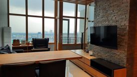 1 Bedroom Condo for rent in The Emporio Place, Khlong Tan, Bangkok near BTS Phrom Phong