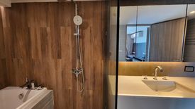 2 Bedroom Condo for rent in Khlong Tan Nuea, Bangkok