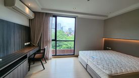 2 Bedroom Condo for rent in Khlong Tan Nuea, Bangkok
