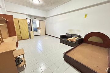 Condo for sale in Grand Palace Building B, Phlapphla, Bangkok near MRT Rajamangala Stadium