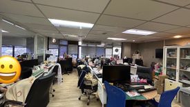 1 Bedroom Office for rent in Silom, Bangkok near BTS Saint Louis