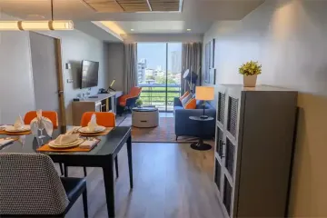 1 Bedroom Condo for rent in Oakwood Residence, Khlong Tan Nuea, Bangkok
