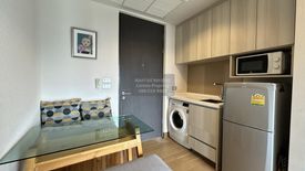 1 Bedroom Condo for rent in The Lumpini 24, Khlong Tan, Bangkok near BTS Phrom Phong