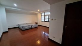 3 Bedroom Condo for rent in Khlong Toei, Bangkok near BTS Asoke