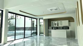 5 Bedroom Villa for sale in The Master Ekkamai - Ramintra, Tha Raeng, Bangkok near MRT Ram Inthra Km.4