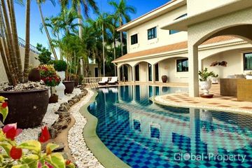 5 Bedroom House for sale in Santa Maria Village, Pong, Chonburi