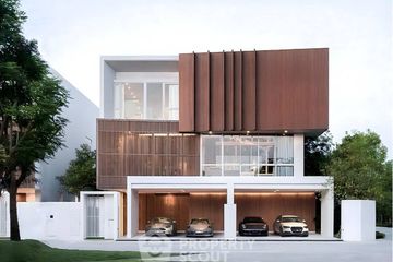 5 Bedroom House for sale in Bang Phrom, Bangkok