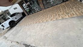 4 Bedroom Townhouse for sale in Na Kluea, Chonburi